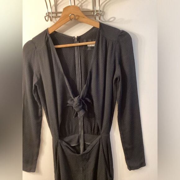 Reformation Ferris Black Tie Front Collared Long Sleeve Jumpsuit Size 4 - Picture 12 of 16